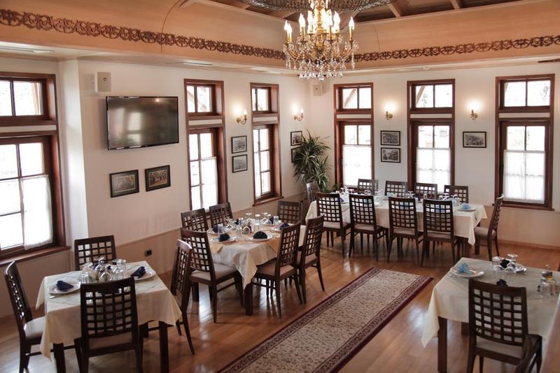 Sharm Luxury 4* Gjirokastër