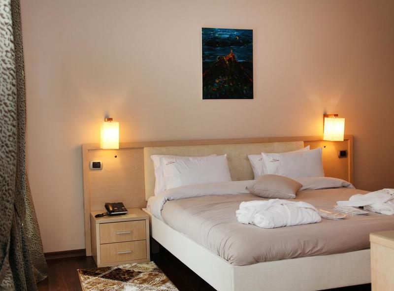 Sharm Luxury Gjirokastër